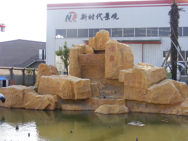 扬州现代雕塑厂假山工程  昆明佳萌景观工程有限公司